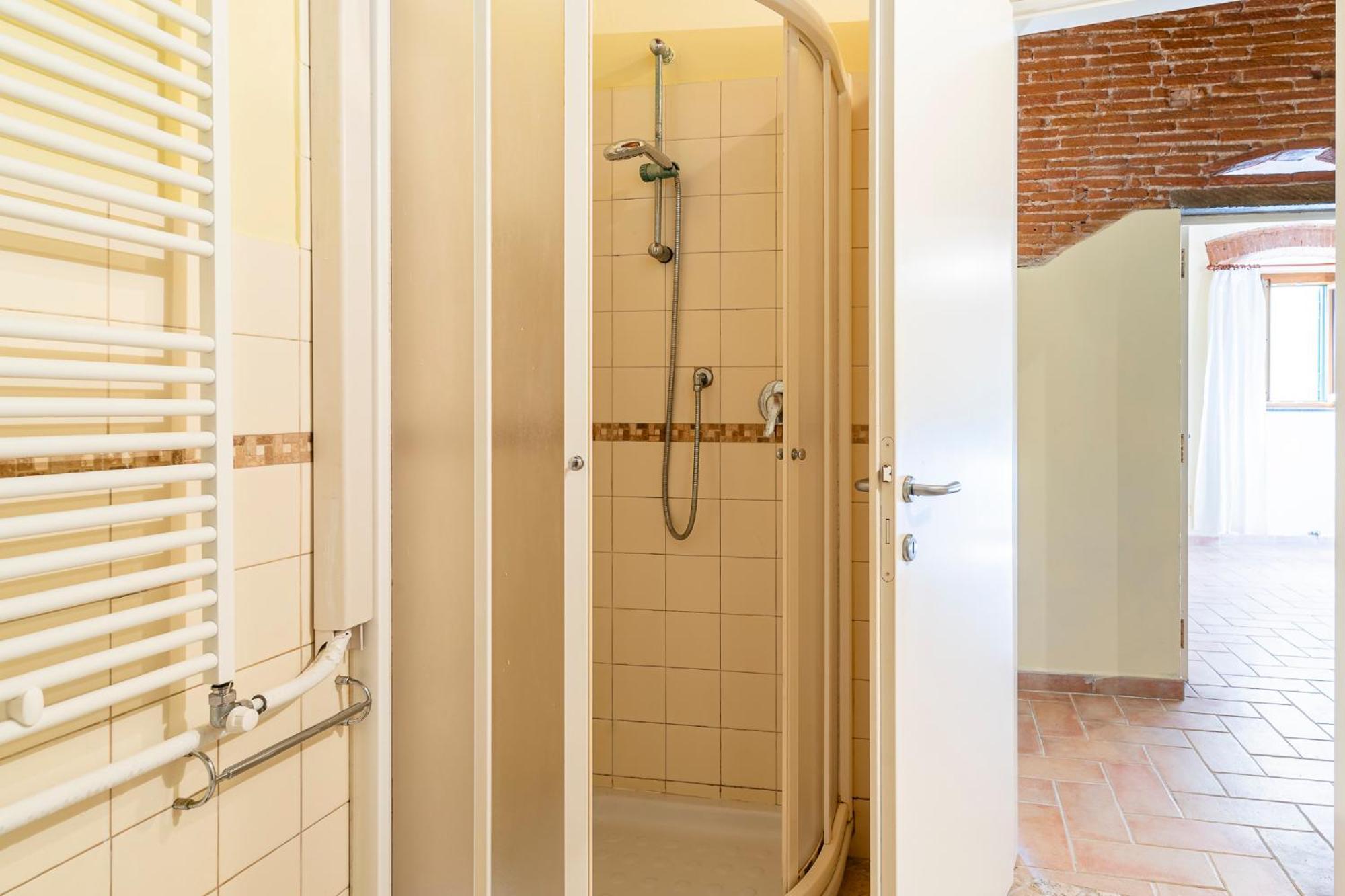 Livorno Yellow Apartament Near The Sea Екстериор снимка